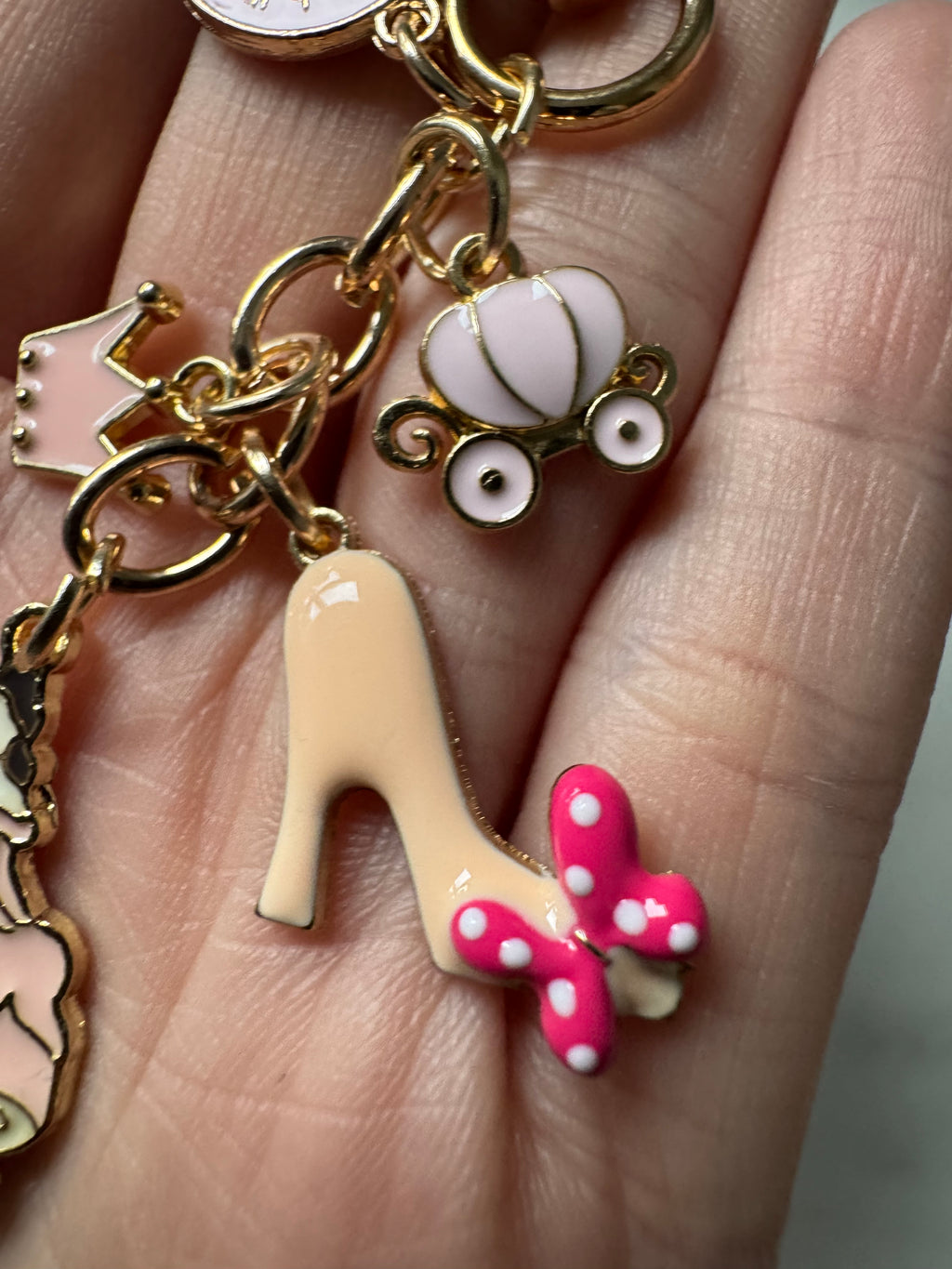 Pink Princess Charm Keychain – Fairytale Carriage & Glass Slipper Bag Charm